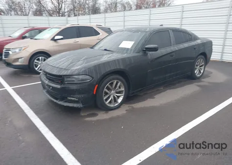 2016 Dodge Charger Sxt z USA, uszkodzony, nr VIN 2C3CDXHG4GH126187